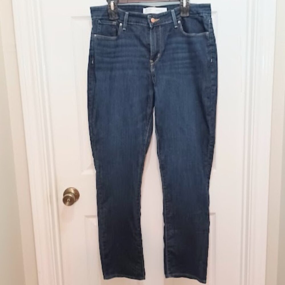 Signature by Levi Strauss Mid Rise Slim straight leg, Size W32 X L32
